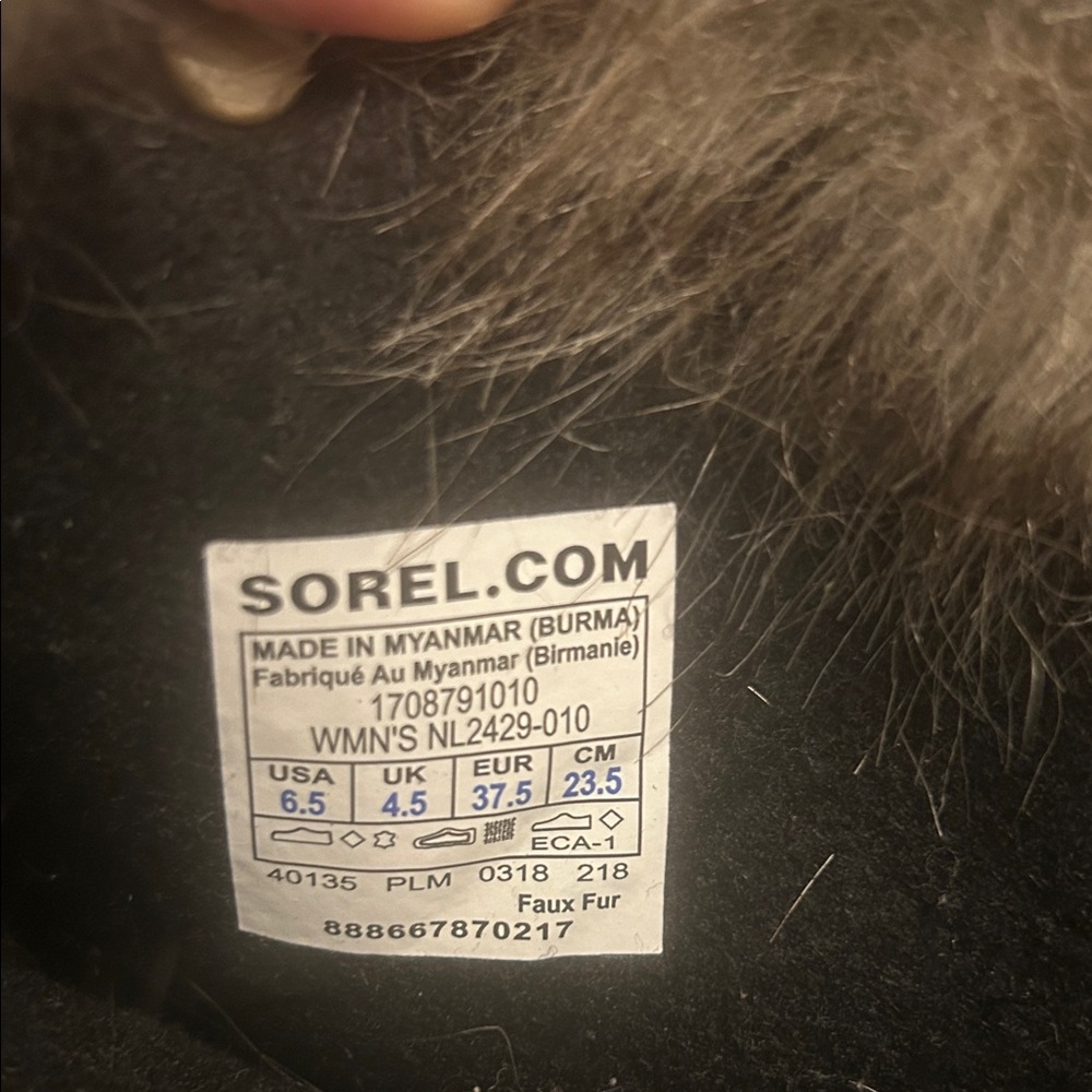 Sorel Women's Black Winter Boots with Fur Trim - Picture 10 of 10